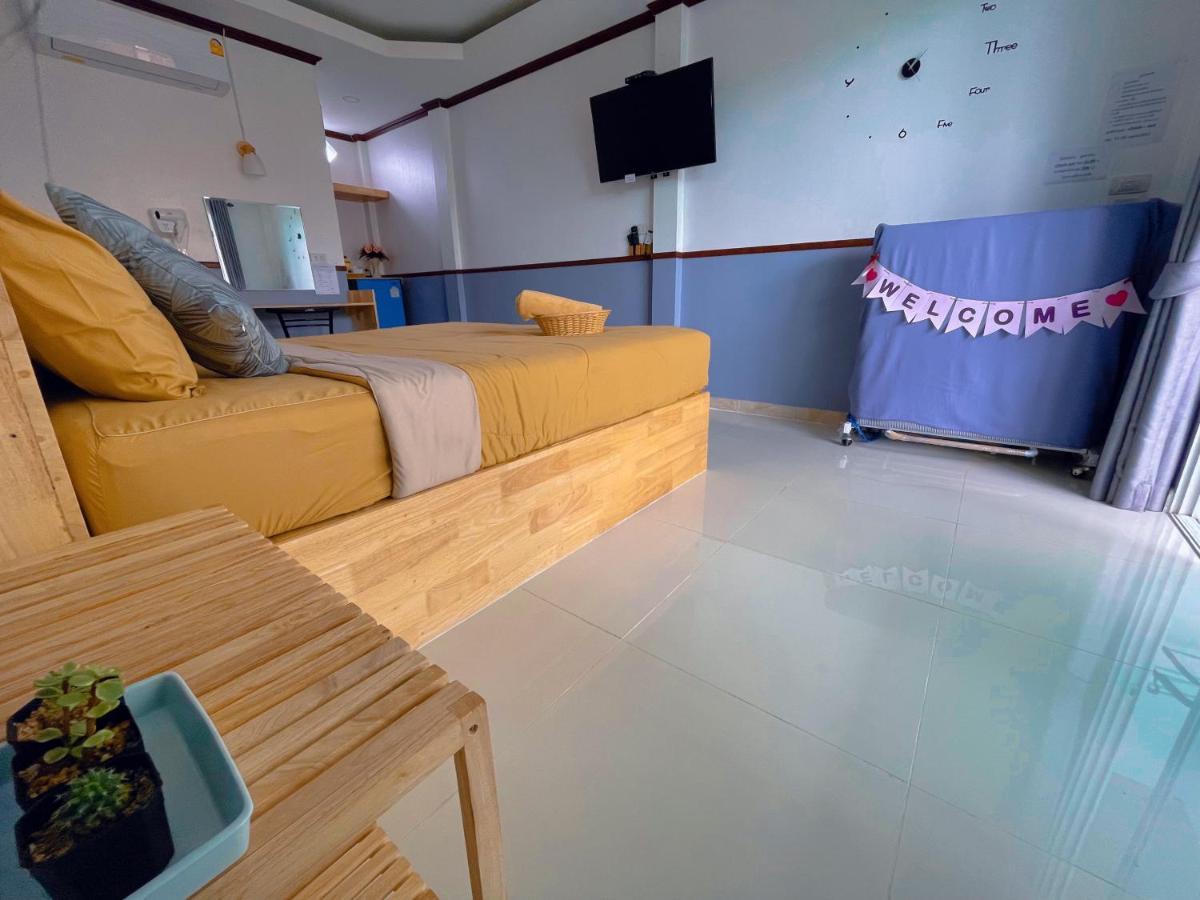 Bed and Breakfast Baan Tipsukon Ko Lan Zewnętrze zdjęcie