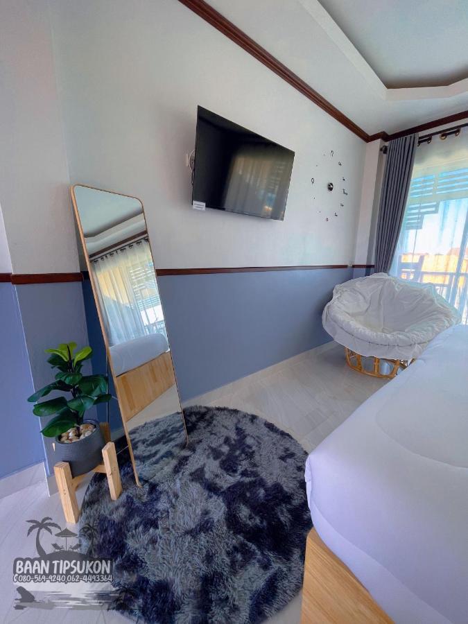 Bed and Breakfast Baan Tipsukon Ko Lan Zewnętrze zdjęcie