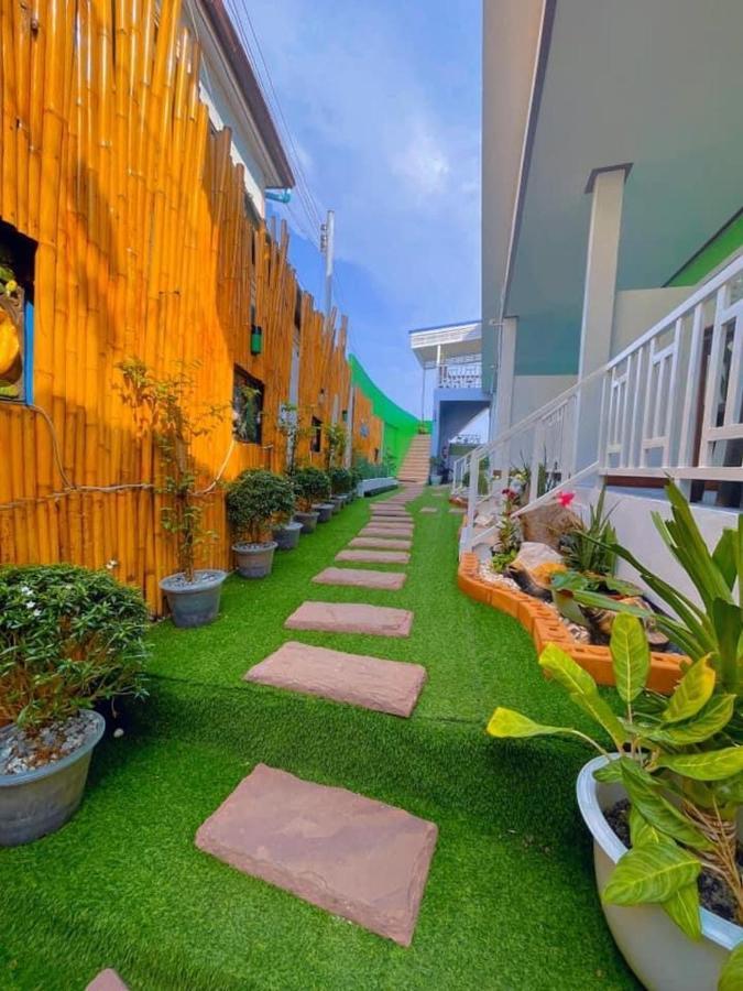Bed and Breakfast Baan Tipsukon Ko Lan Zewnętrze zdjęcie