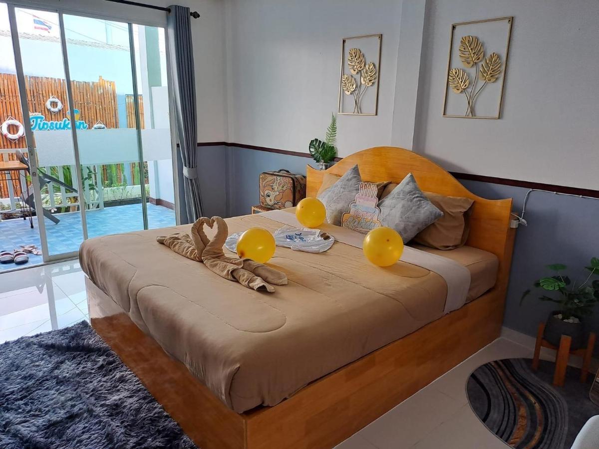 Bed and Breakfast Baan Tipsukon Ko Lan Zewnętrze zdjęcie